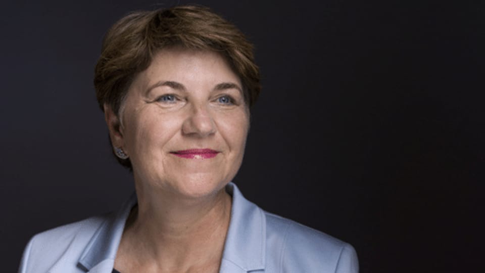 Muss die Schweiz aufrüsten, Frau Amherd? Muss die Schweiz aufrüsten, Frau Amherd?