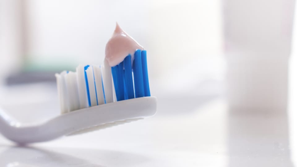 Zahnbürste und Zahnpasta – Welche sind gut für die Zähne?