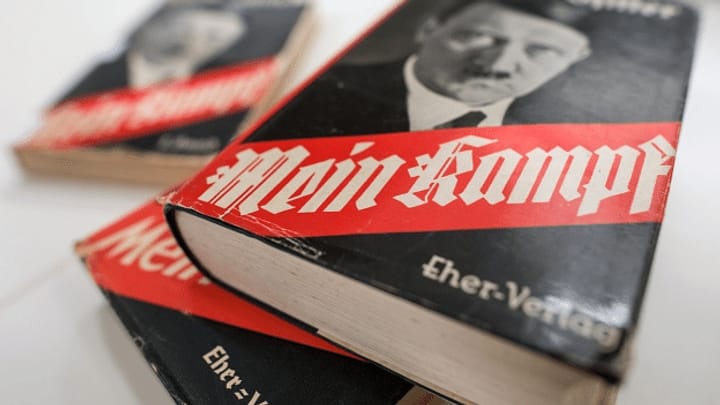 Hitlers «Mein Kampf» im Buchhandel