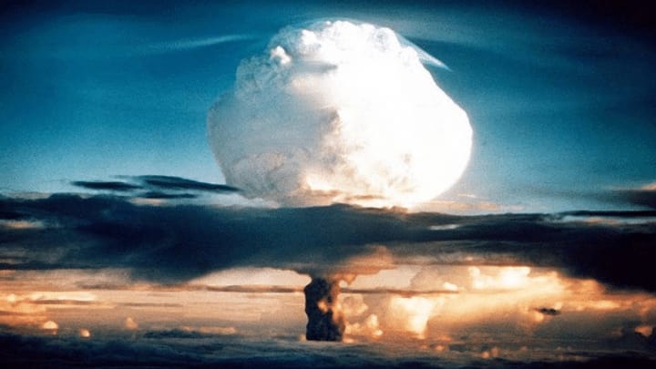 BABOOM!!! Eine kleine Musikgeschichte der Atombombe