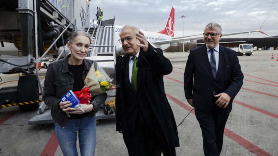 Natallia Hersche nach Haft in Belarus zurück in der Schweiz