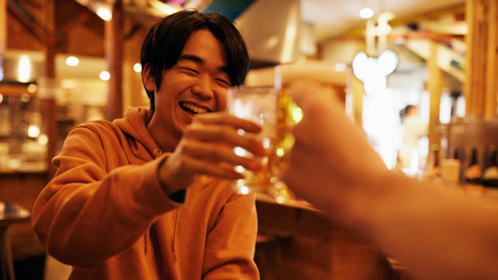 Aus dem Archiv: Japan möchte, dass die Jugend mehr Alkohol konsumiert