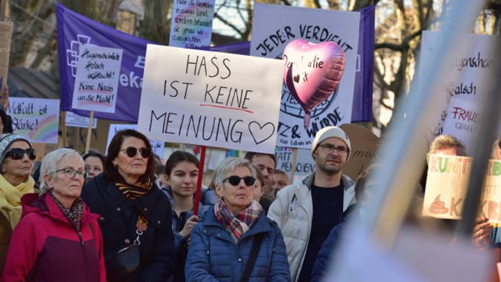 Deutschland: Welchen Einfluss haben die Anti-AfD-Demos?
