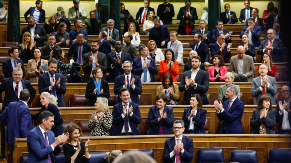 Spanisches Parlament verabschiedet Amnestiegesetz