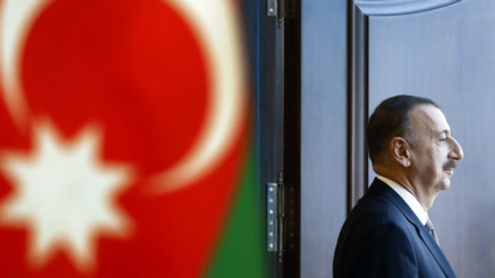 Aserbaidschan: «Öl und Gas stützen das Regime von Alijew»