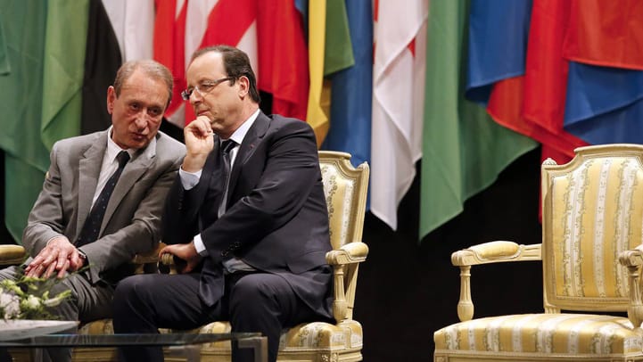 Hollande schlägt Unbeliebtheits-Rekord