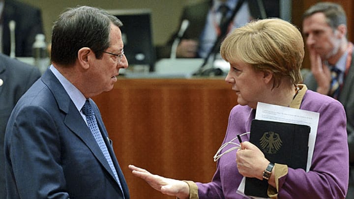 Zypern hofft auf Euro-Rettungsschirm