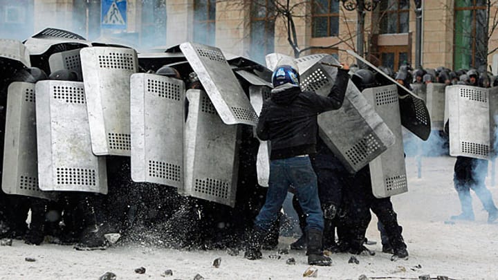 Ukrainische Regierung droht mit «schwerwiegenden Massnahmen»