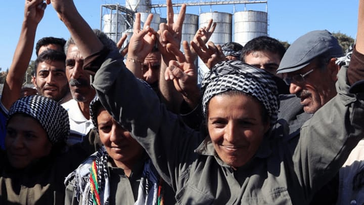 Die Kurden erhalten Hilfe aus der Luft