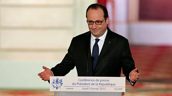François Hollande präsentiert sich als starker Präsident