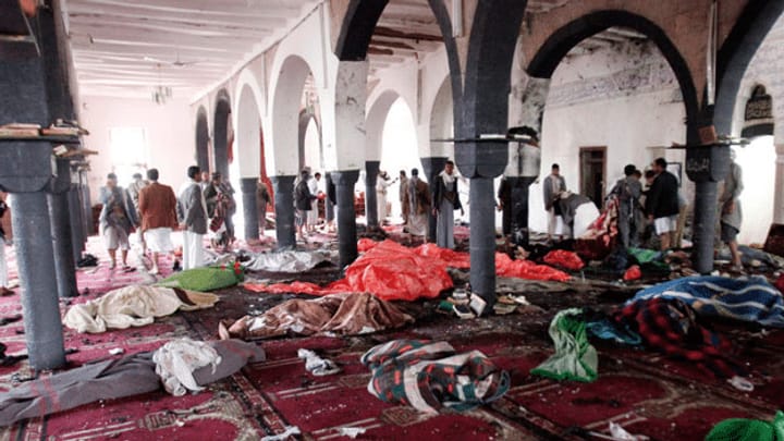 Über 100 Tote bei Anschlägen auf Moscheen im Jemen