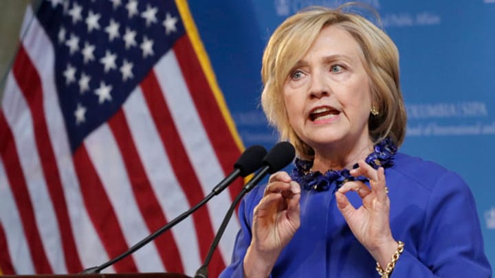 Ein neues Buch bringt Hillary Clinton in Bedrängnis