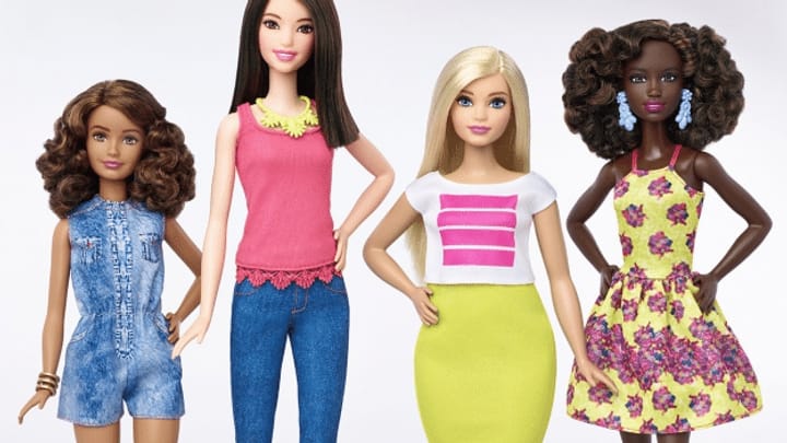 Neue Barbie mit Kurven