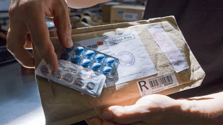 Kampf gegen illegale Medikamenten-Importe