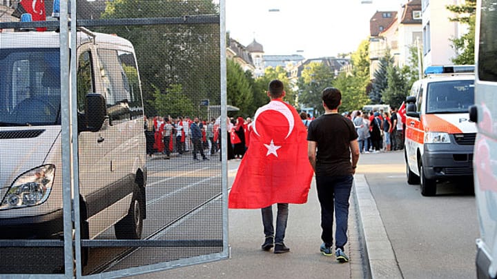 Türkinnen und Türken in der Schweiz nach dem Putschversuch