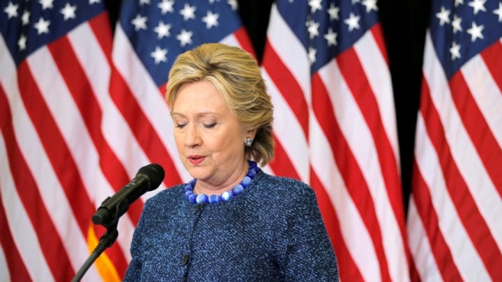 E-Mail Affäre: Keine Hinweise auf kriminelles Verhalten Clintons