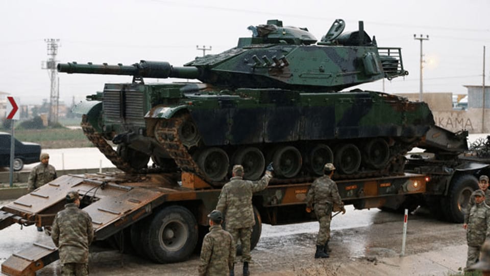 Beginn der türkischen Offensive gegen kurdische Kämpfer