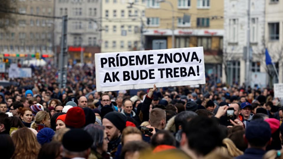 Slowakei: Menschen fordern Ende der Korruption