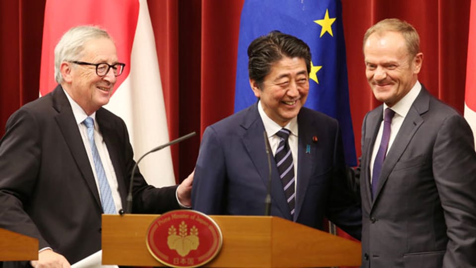 EU und Japan besiegeln historischen Handelspakt