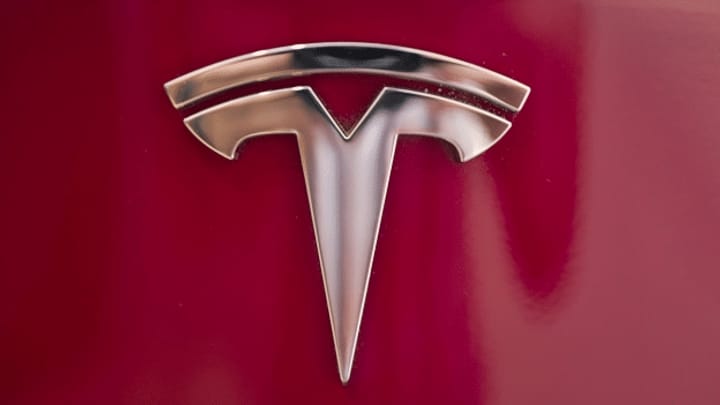 Tesla verlässt die Börse nun doch nicht