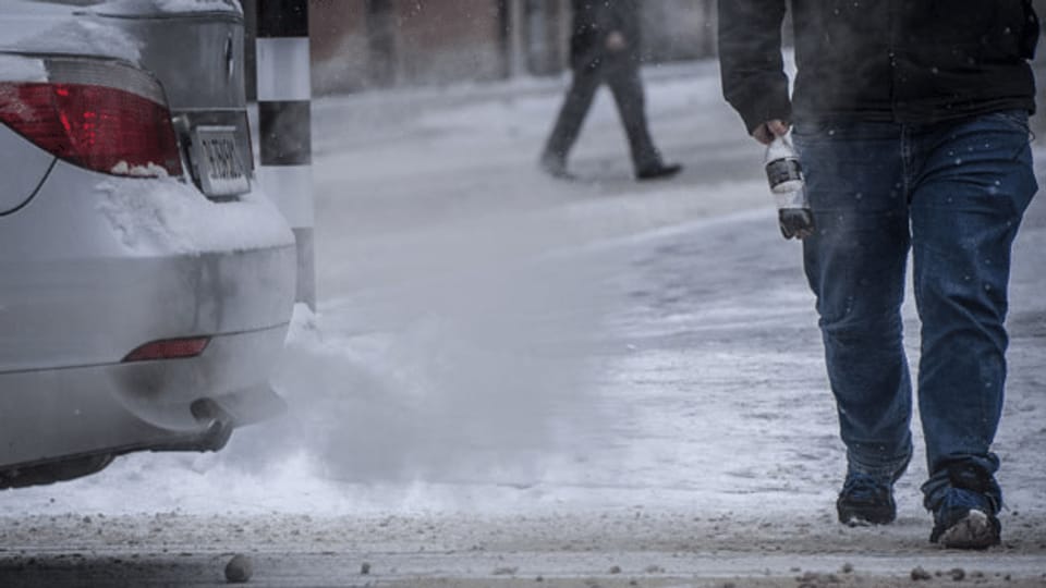Ständerat beschliesst Klimamassnahmen beim Auto- und Flugverkehr Ständerat beschliesst Klimamassnahmen beim Auto- und Flugverkehr