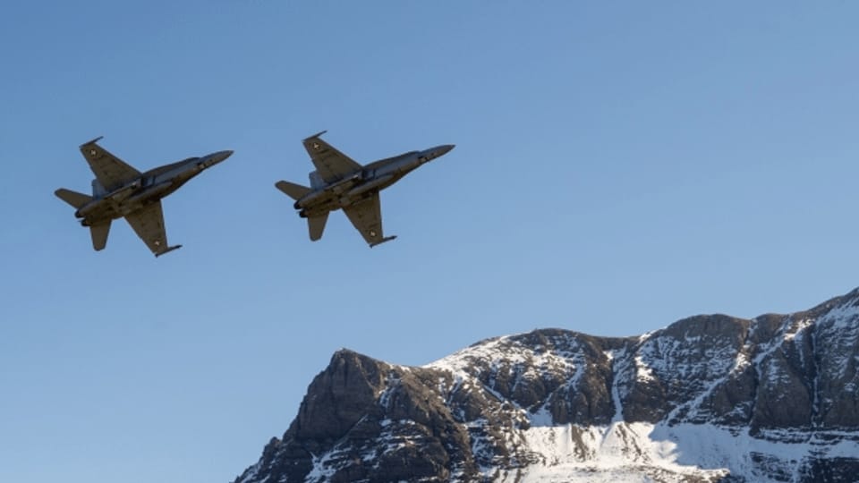 Kritik an Kampfflugzeug-Beschaffungsplänen der Schweiz