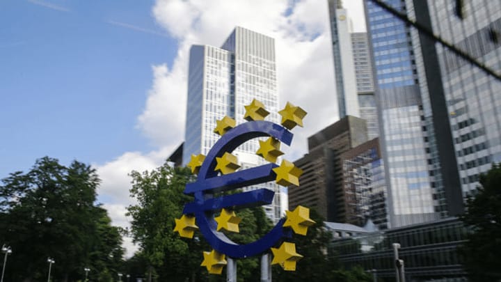 EZB stockt Corona-Notprogramm auf