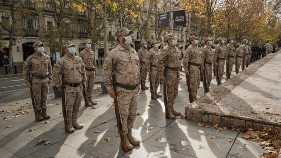Hat die spanische Armee ein Problem mit Rechtsextremismus?
