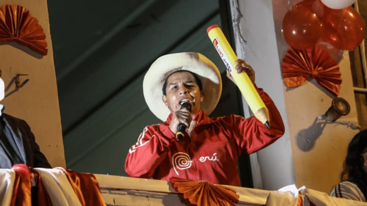 Der Überraschungsmann aus dem armen Peru vor der Stichwahl