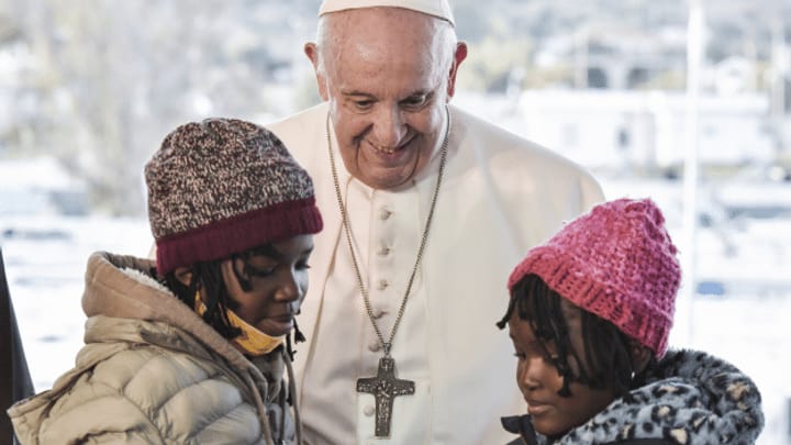 Aus dem Archiv: Papst besucht Flüchtlinge auf Lesbos erneut