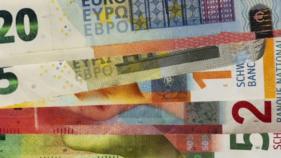 Euro kostet weniger als 1 Franken