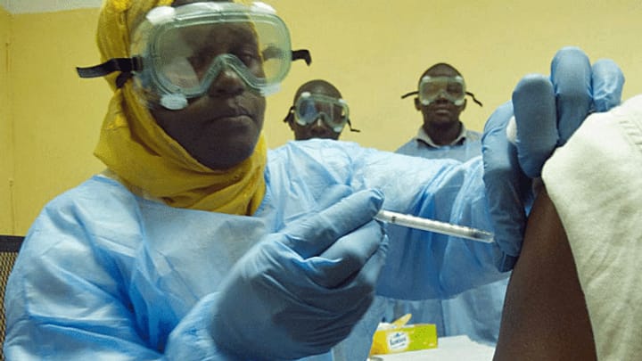 Die Schweiz testet Ebola-Impfstoff