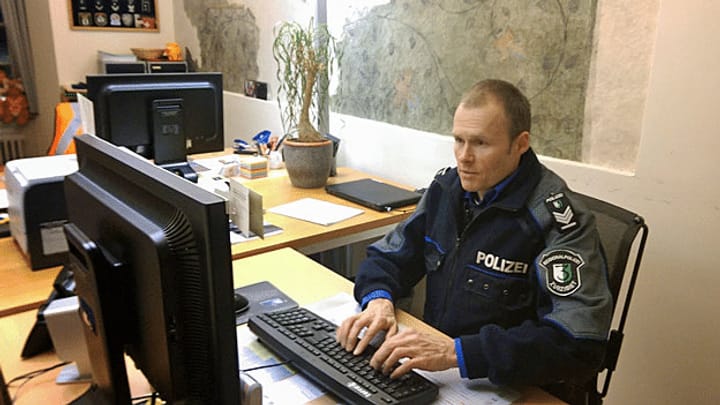 Vom Dorfpolizisten zur Regionalpolizei im Kanton Aargau