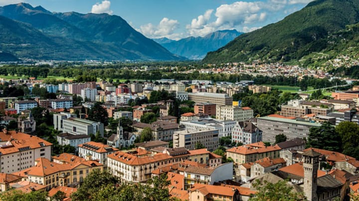 Bellinzona - bald zehntgrösste Schweizer Stadt?