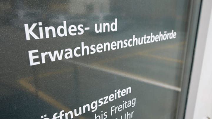 Schwyz: Initiative zur Abschaffung der KESB