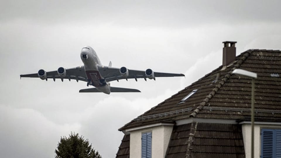 Weniger Fluglärm trotz zunehmender Passagiere? Weniger Fluglärm trotz zunehmender Passagiere?