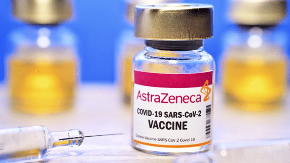 Vertrauen in Covid-Impfstoff von Astra-Zeneca schrumpft