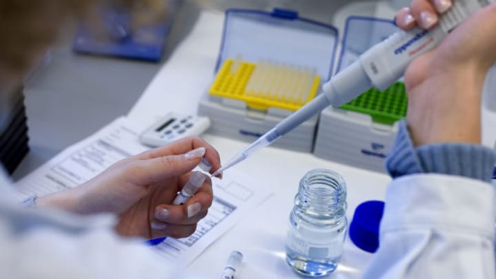 Aus dem Archiv: Bund fördert Entwicklung von Corona-Medikamenten Aus dem Archiv: Bund fördert Entwicklung von Corona-Medikamenten