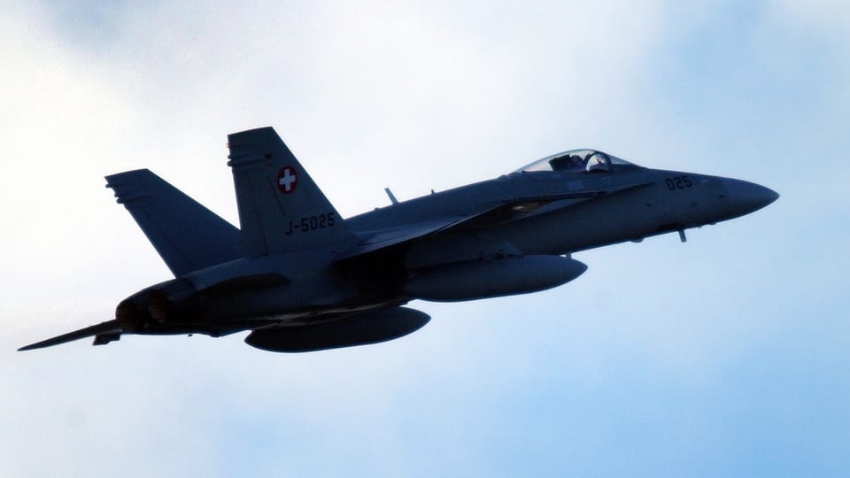 Überschallknalle von Kampfflugzeugen erschrecken Teile der Innerschweiz