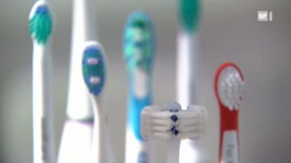 «Puls» 11.01.10: Zahnpflege mit Schallzahnbürste