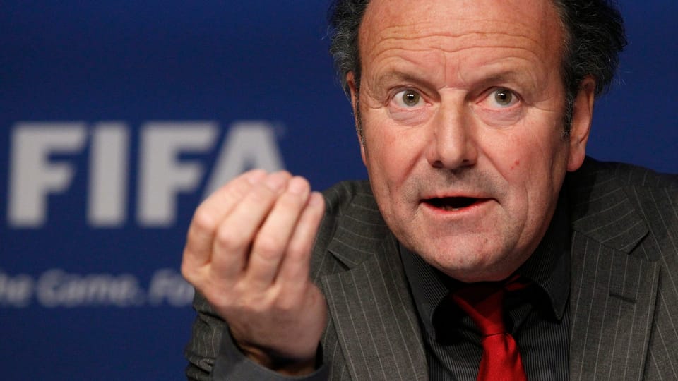 Pieth über die FIFA: «Man schlägt sich die Köpfe ein» (Radio SRF 4 News)