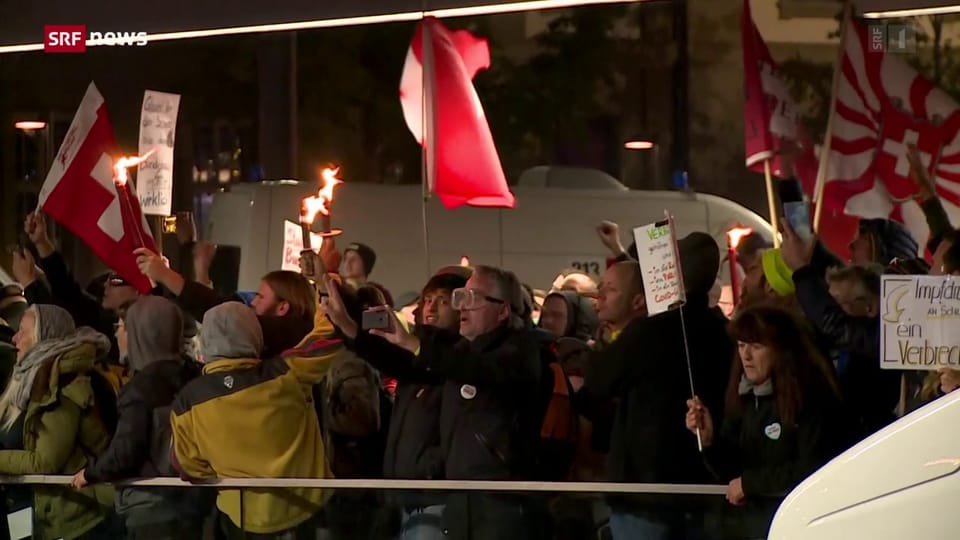 Berner Kantonspolizei greift bei unbewilligter Demonstration durch