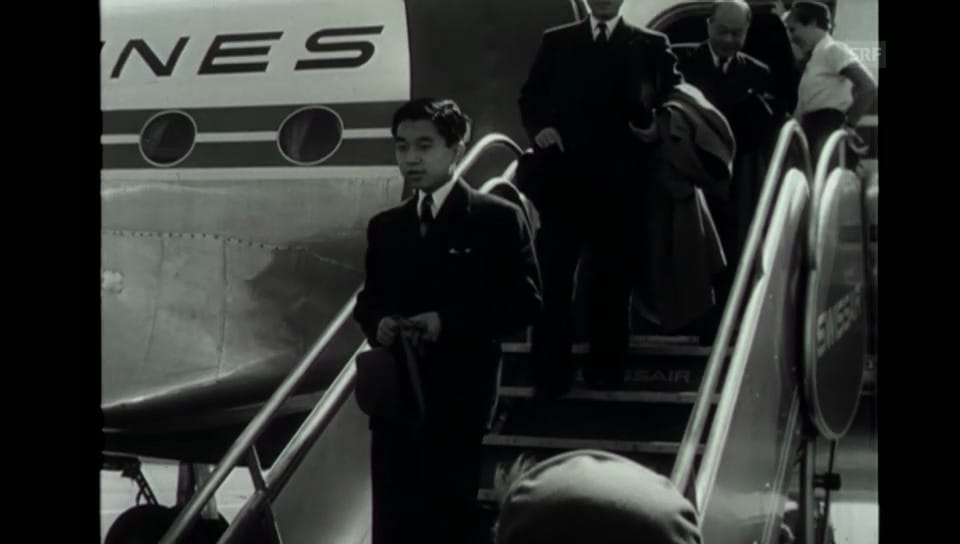 Damaliger Thronfolger Akihito besucht die Schweiz (Filmwochenschau, 1953)