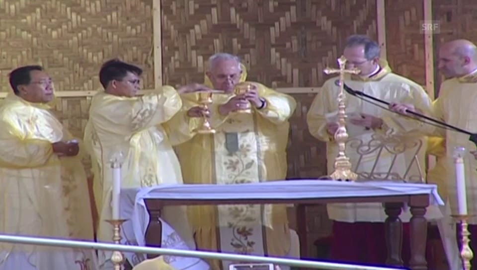 Papst feiert Messe in Tacloban (unkomm.)