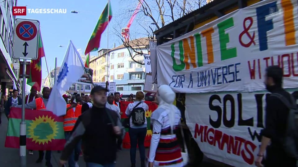 Solidarität mit Flüchtlingen: Demo in Zürich