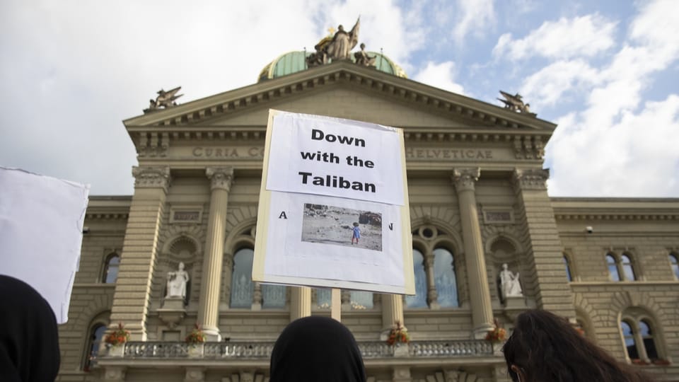 Genf, Zürich und Bern sind willig, mehr Flüchtende aus Afghanistan aufzunehmen