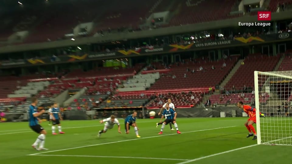 De Jong köpft Sevilla vom 0:1 zum 2:1