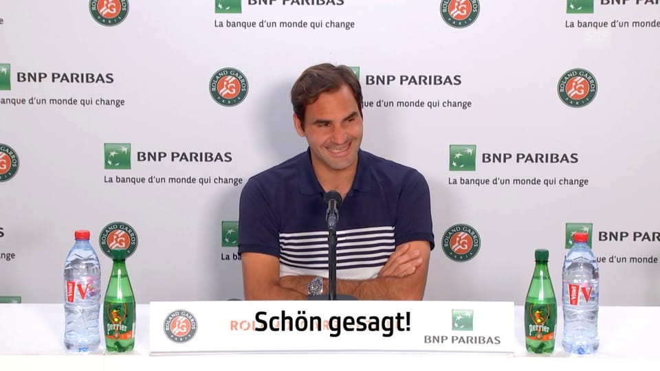 Federer auf Pinfields Frage bezüglich seiner Poloshirts
