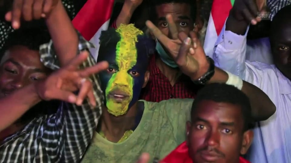 Friedliche Proteste gegen Militärrat in Sudan (unkomm.)