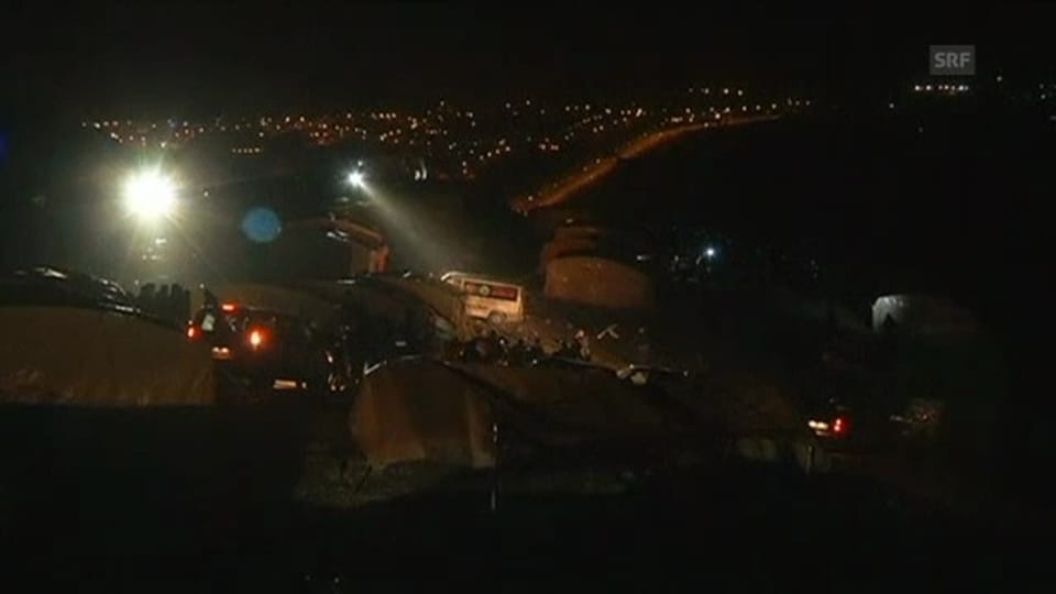 Räumung des Palästinensercamps in der Nacht.